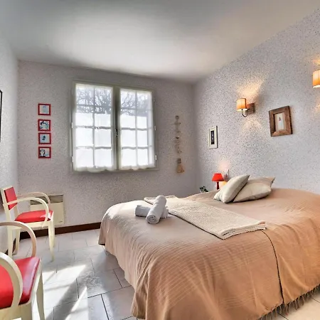 Matha By Interhome Holiday home Saint-Pierre-d'Oleron